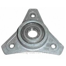 Блок подшипников, Опоры Барабана. Суппорт Ariston C00080841.080841 треугольная обойма под 6204 Блок подшипников, Опоры Барабана. Суппорт Ariston C00080841.080841 треугольная обойма под 6204